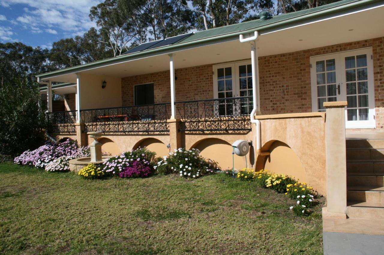 Colin'S Garden Apartment Bomaderry Bagian luar foto