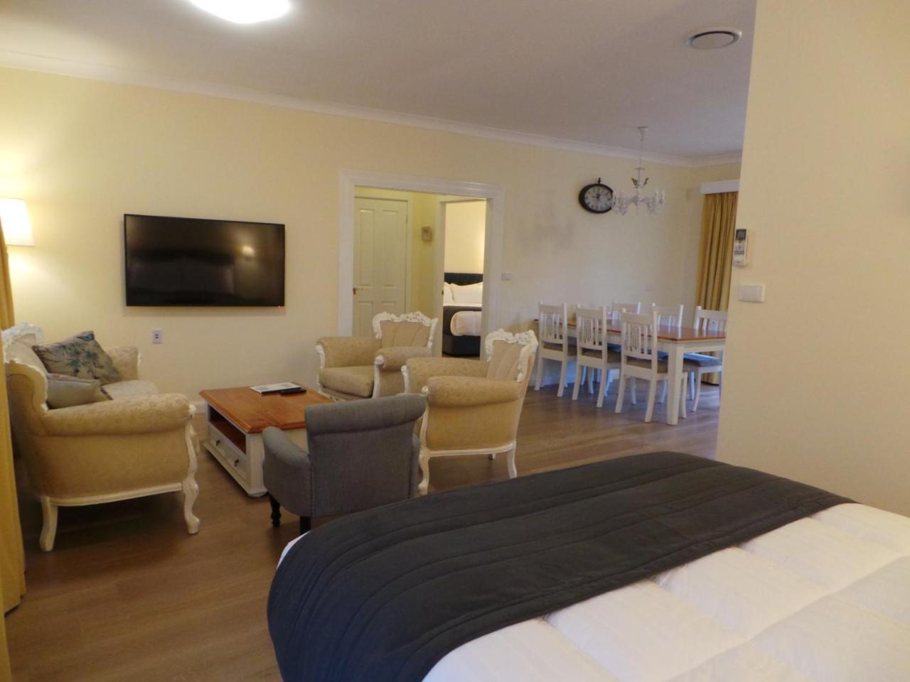 Colin'S Garden Apartment Bomaderry Bagian luar foto